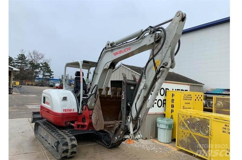 Takeuchi TB250-2 Mini excavators < 7t (Mini diggers)