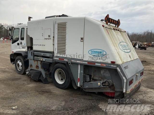 Tennant CENTURION Sweepers