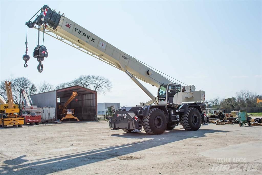 Terex RT780 Rough terrain cranes