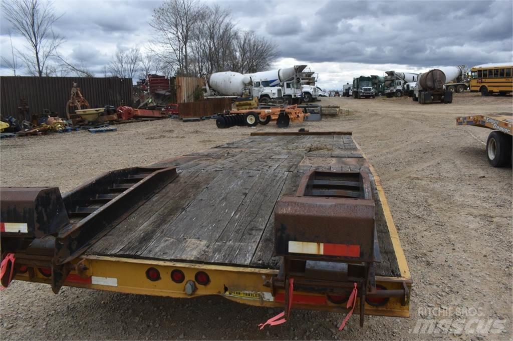Trail King  Low loader-semi-trailers