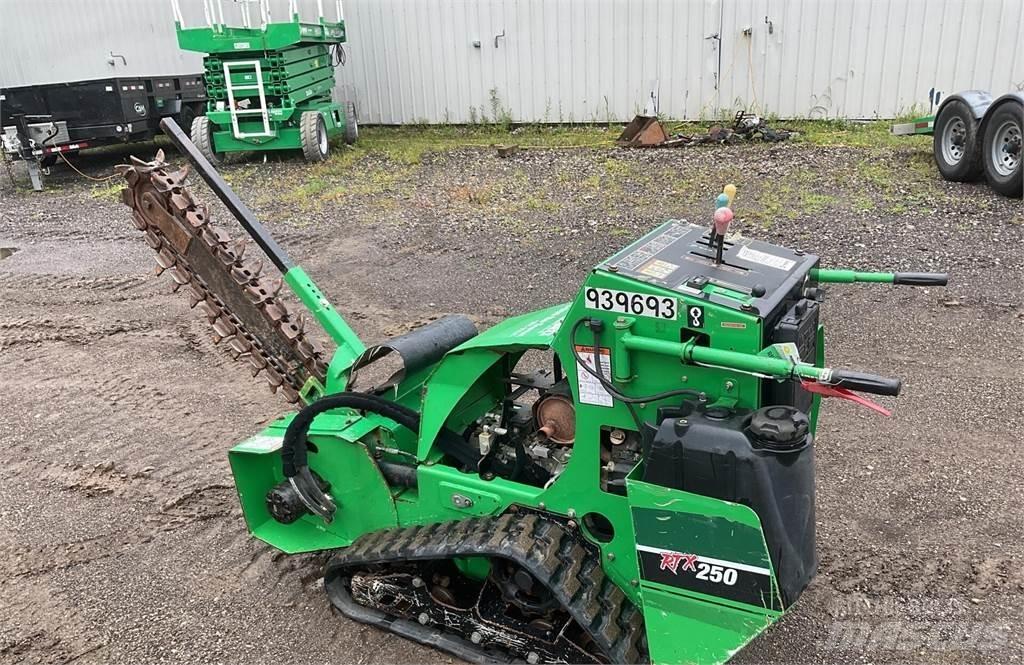 Vermeer RTX250 Trenchers