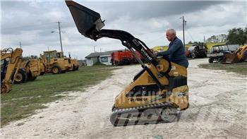 Vermeer S650TX Skid steer loaders
