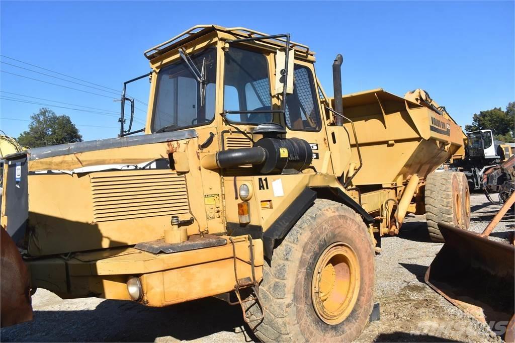 Volvo A25 Articulated Haulers