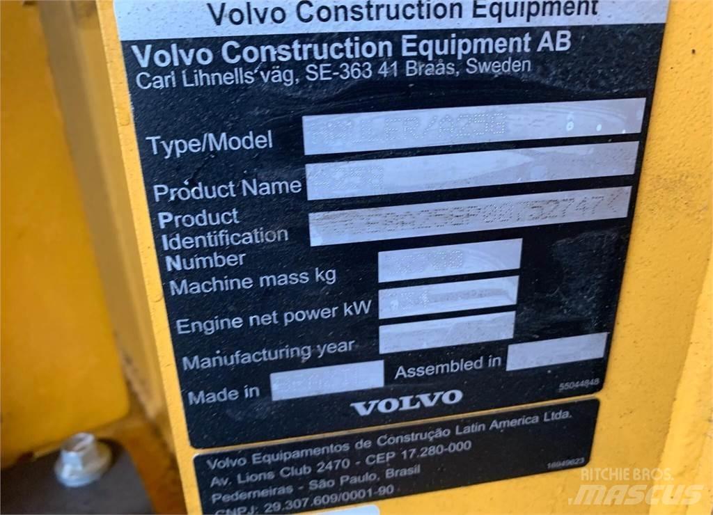 Volvo A25G Articulated Haulers