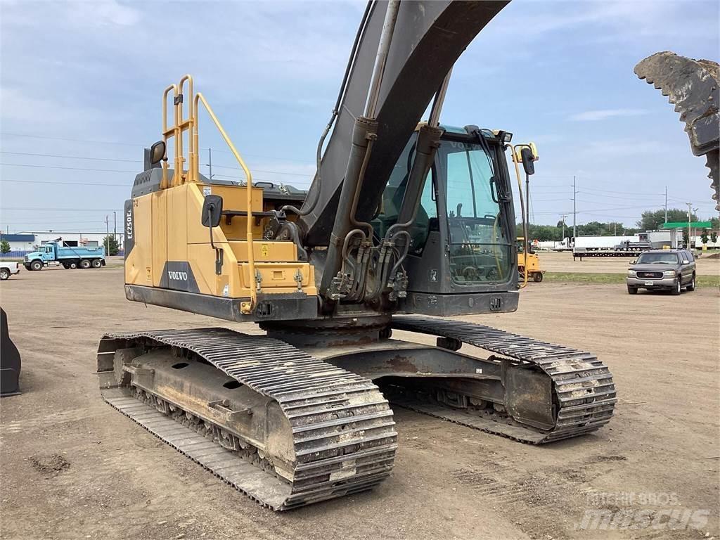 Volvo EC250EL Crawler excavators