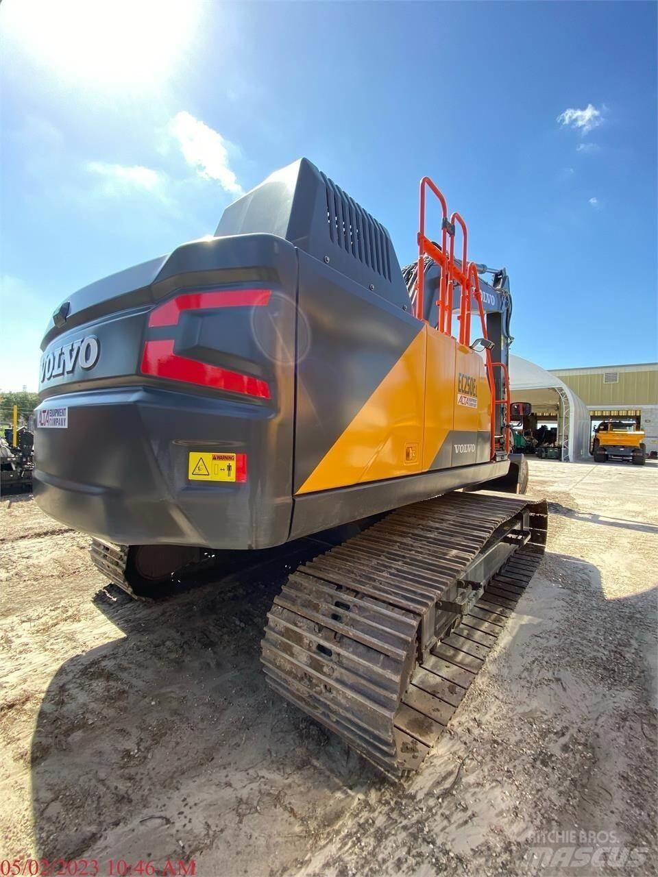 Volvo EC250EL Crawler excavators