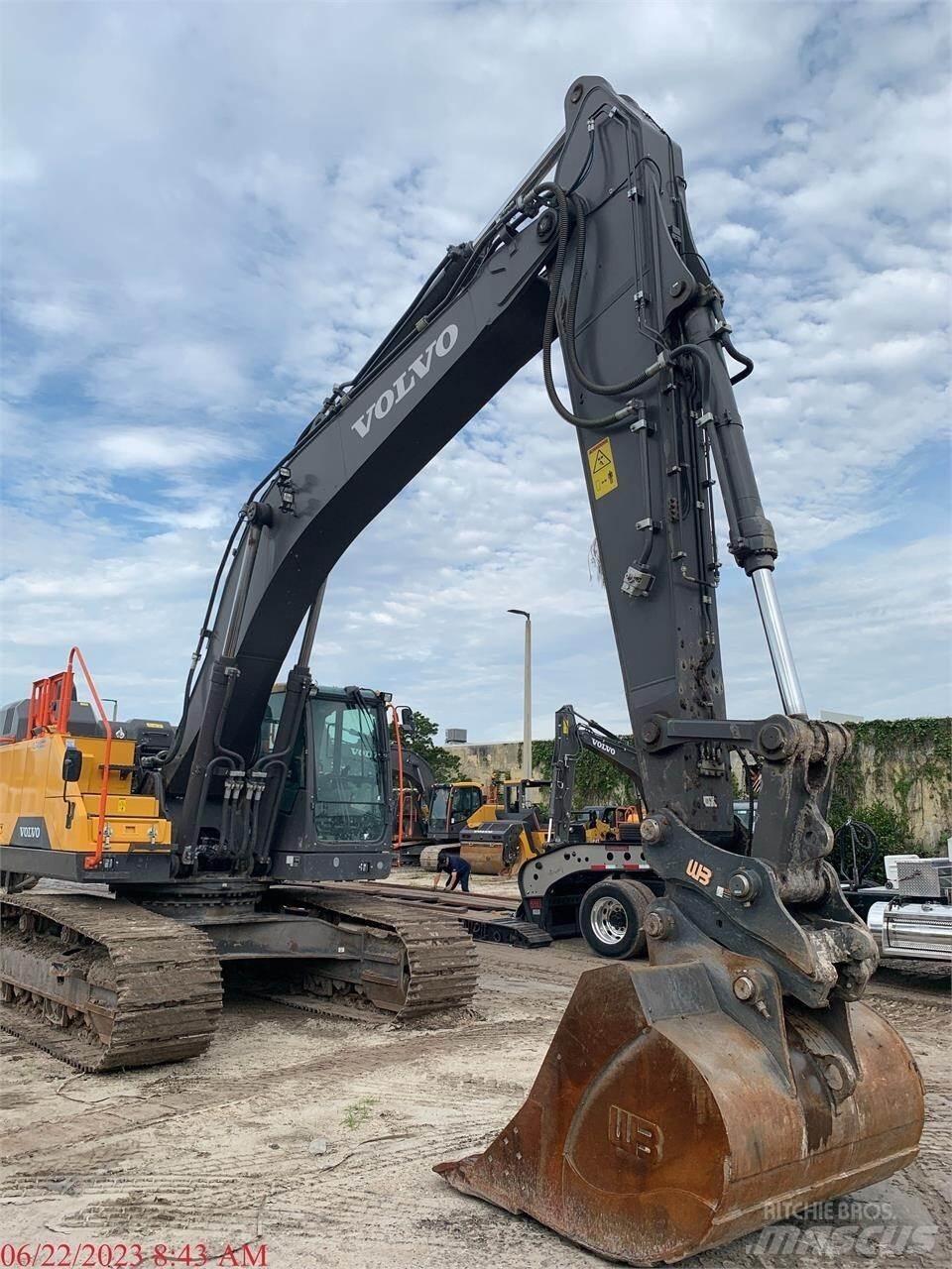 Volvo EC350EL Crawler excavators