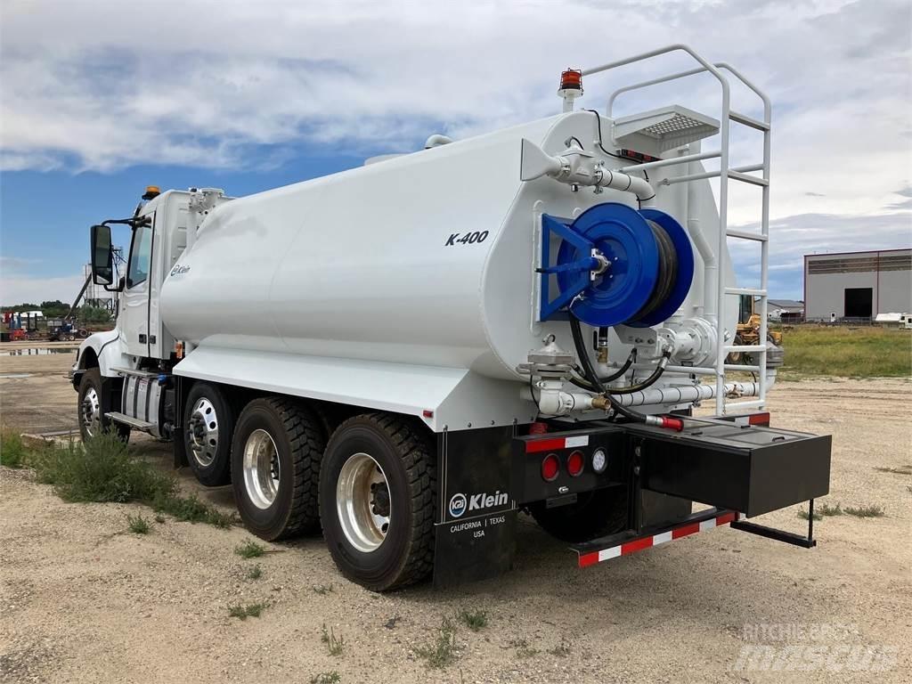 Volvo VHD84B300 Water bowser