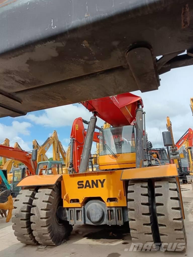 Sany SRSC 45 C30 Reach stackers