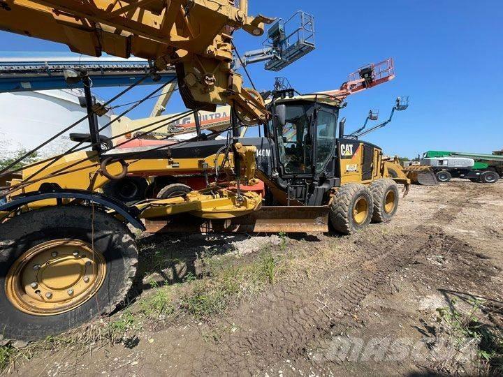 CAT 140 M Graders
