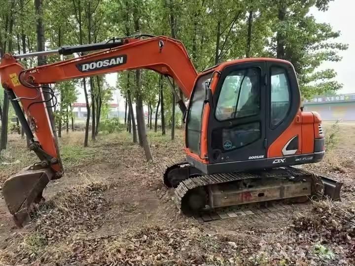 Doosan DX75 Crawler excavators