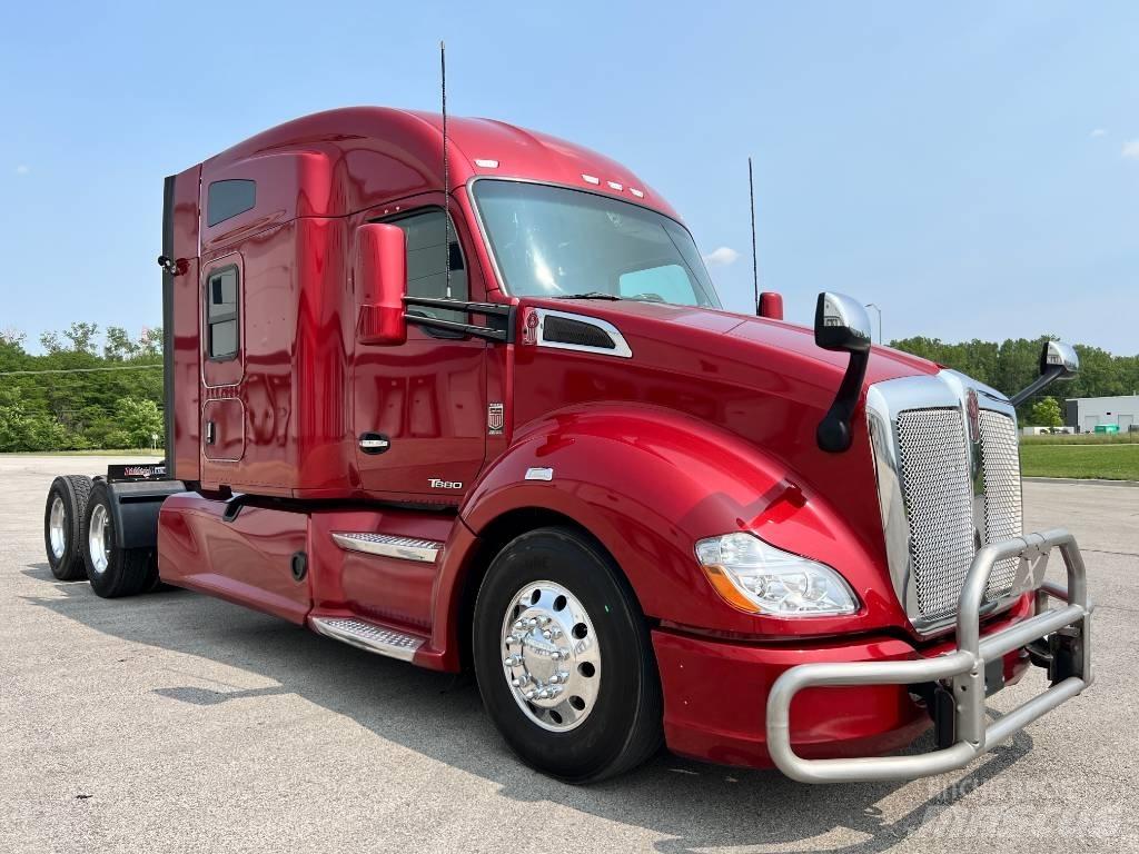 Kenworth T 680 Prime Movers