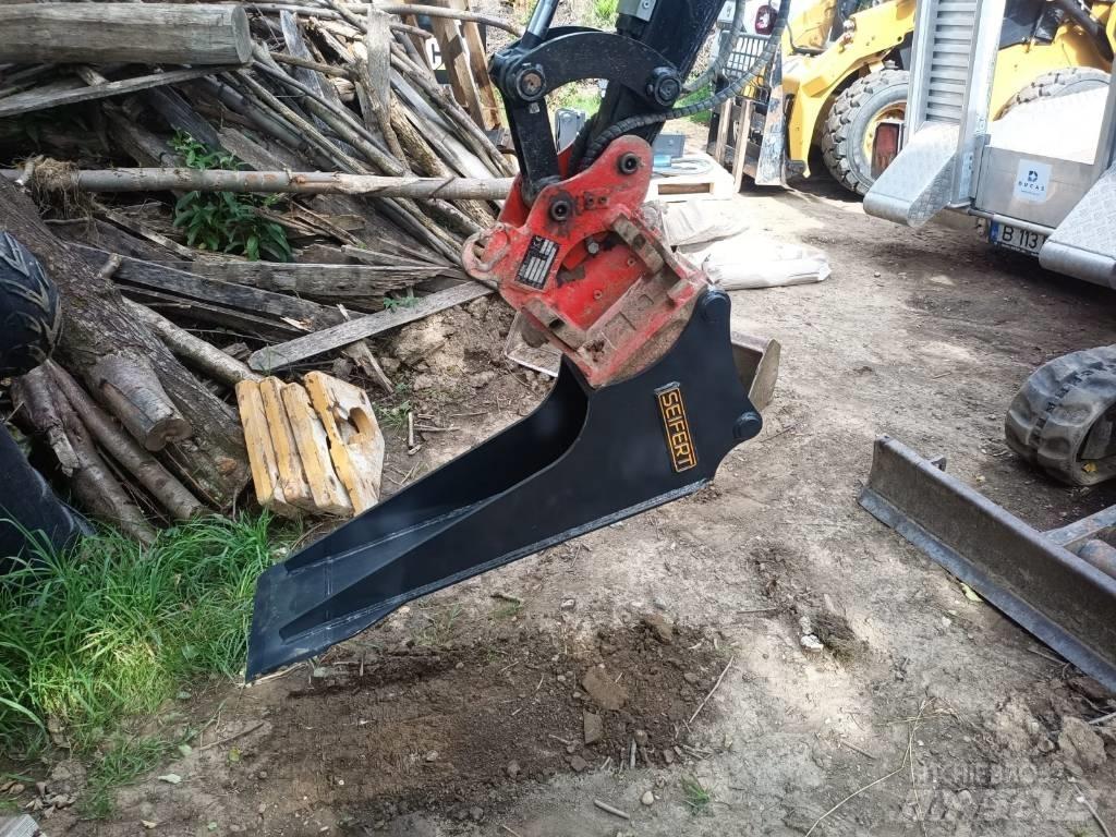 CAT 301.6  05A Mini excavators < 7t (Mini diggers)