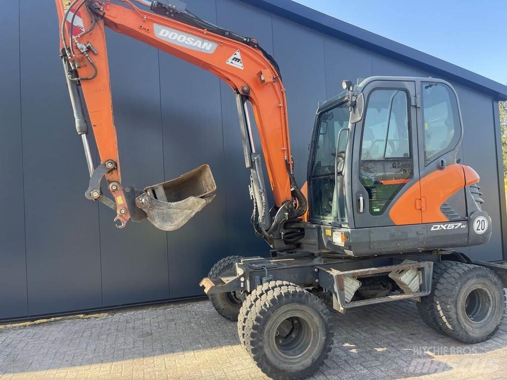 Doosan DX57W Wheeled excavators