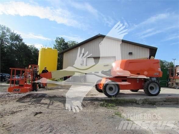 JLG 600S Telescopic boom lifts