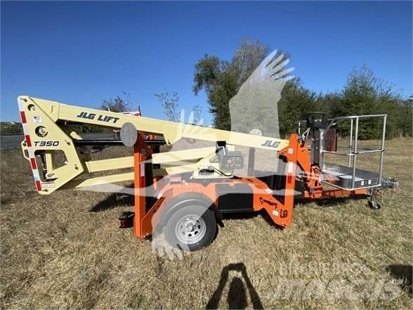 JLG T350 Trailer mounted platforms