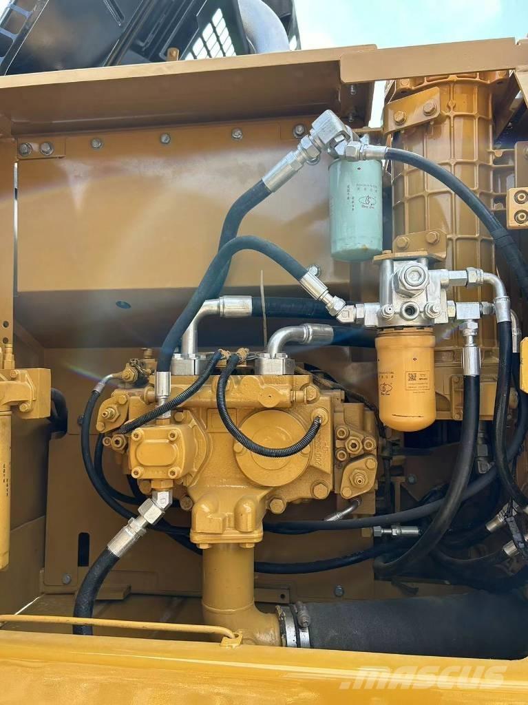 CAT 320 D Crawler excavators