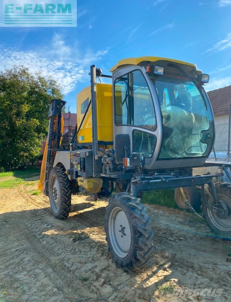 Caffini 2500 Trailed sprayers