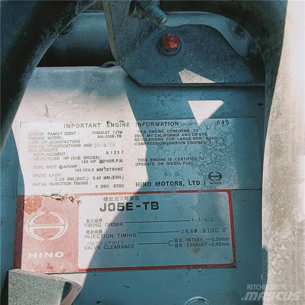 Kobelco SK260D Crawler excavators