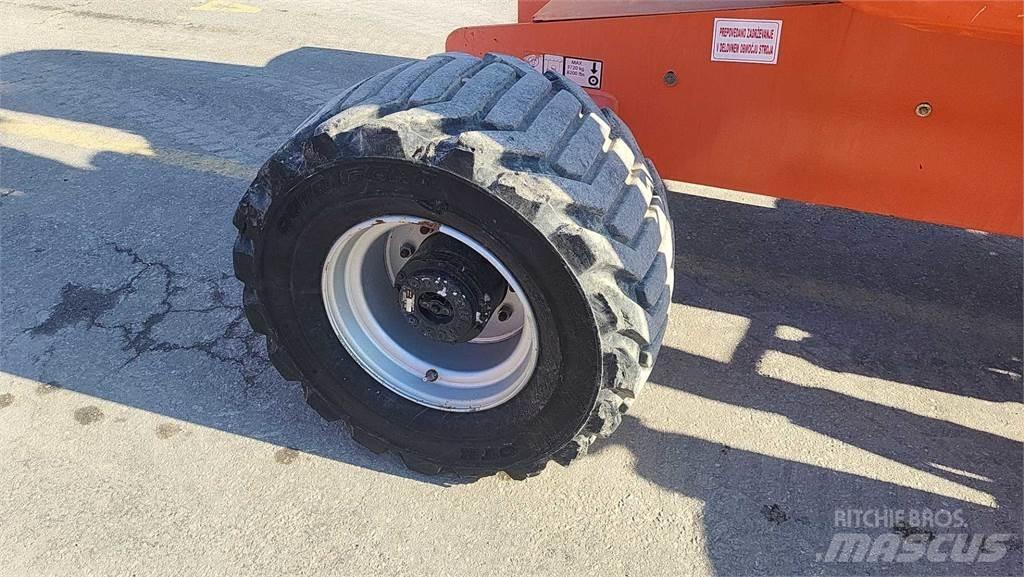 JLG 510AJ Articulated boom lifts