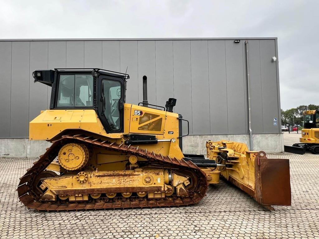 CAT D5-07 LGP Crawler dozers