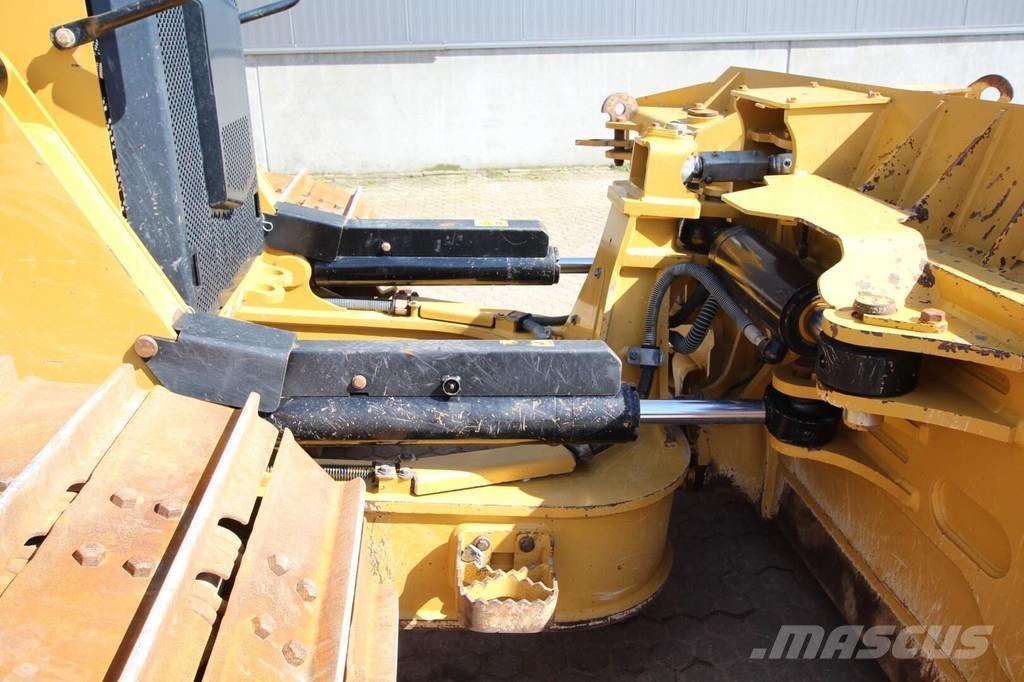 CAT D5-07 LGP Crawler dozers