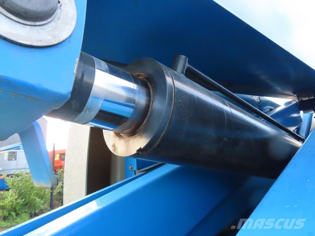 Genie S 65 Telescopic boom lifts