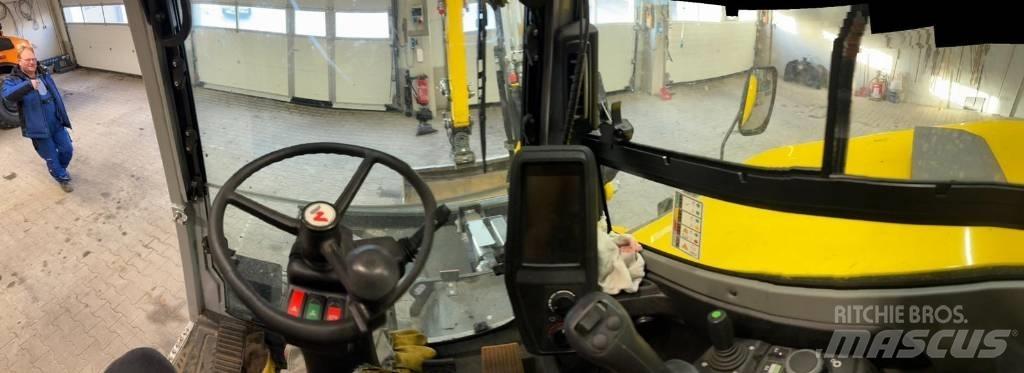 Wacker Neuson EW 65 Wheeled excavators
