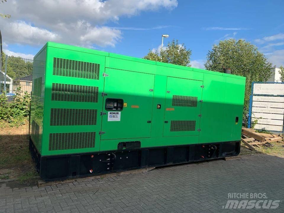 Mitsubishi 765 KVA Diesel Generators