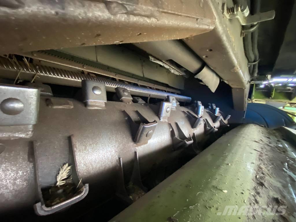 CLAAS Lexion 670 Combine harvesters