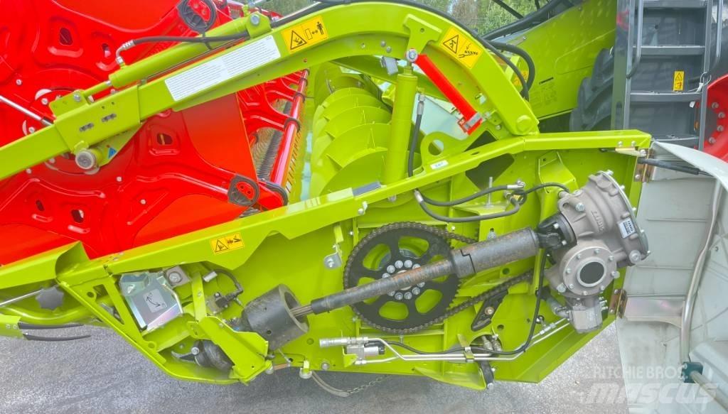 CLAAS VARIO 770 Combine harvester heads