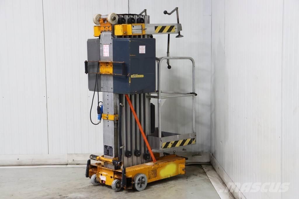 JLG P30-AC Scissor lifts