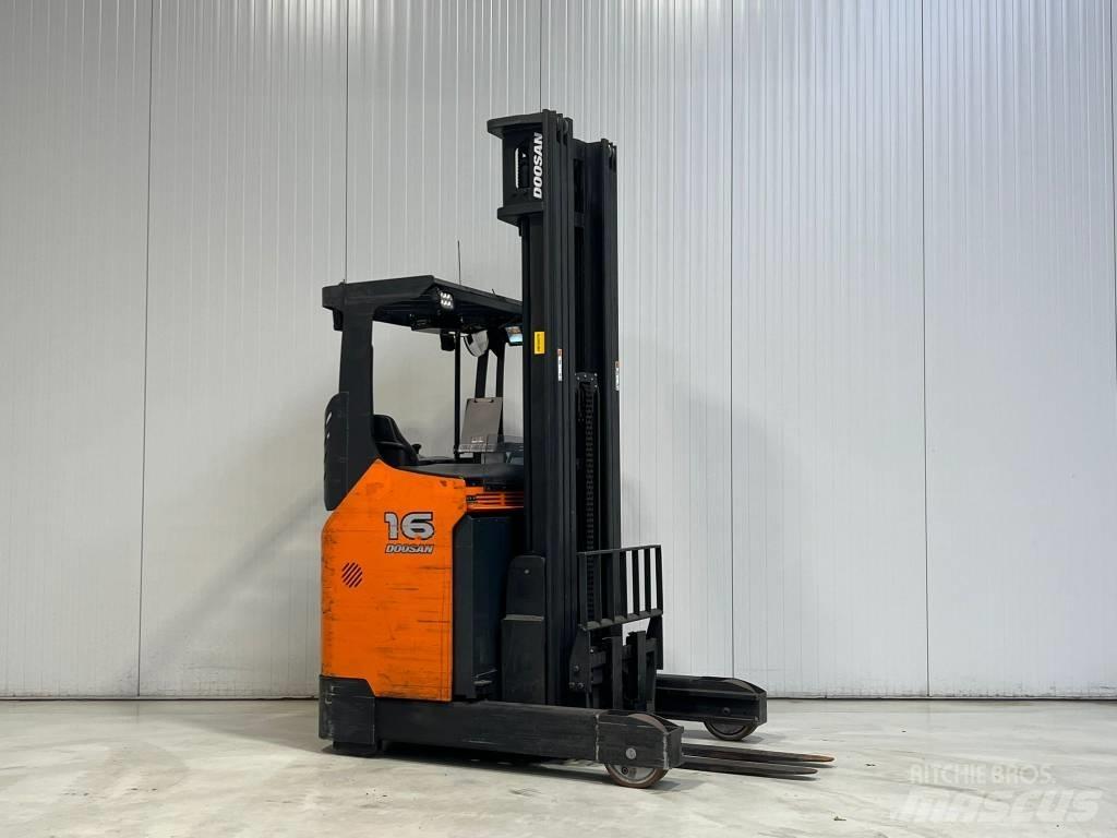 Doosan BR16JW-7 PLUS Reach truck