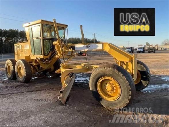 CAT 135H Graders