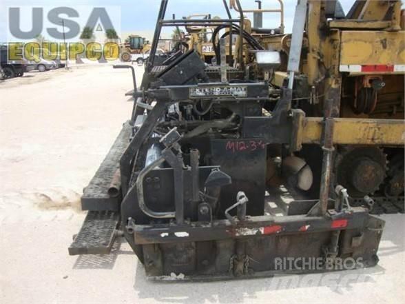 CAT AP-1050B Asphalt pavers