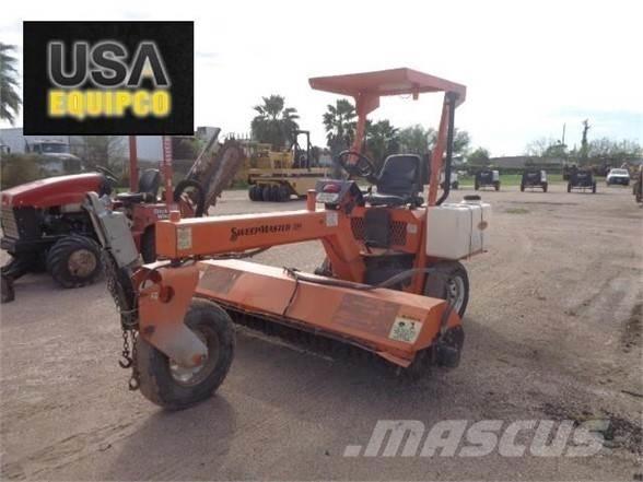 LAYMOR SM300 Sweepers