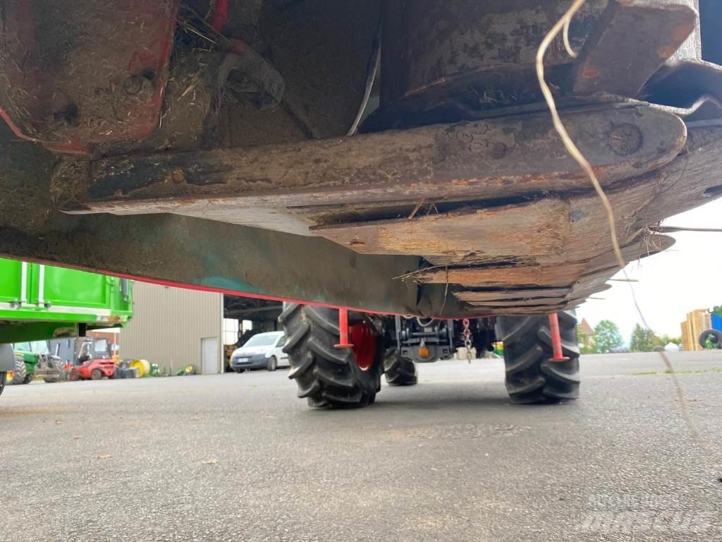 Taarup 2528 Mowers