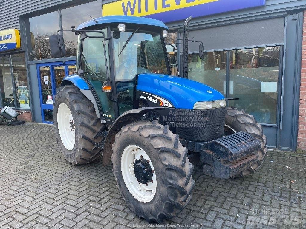 New Holland TD 95 D Tractors