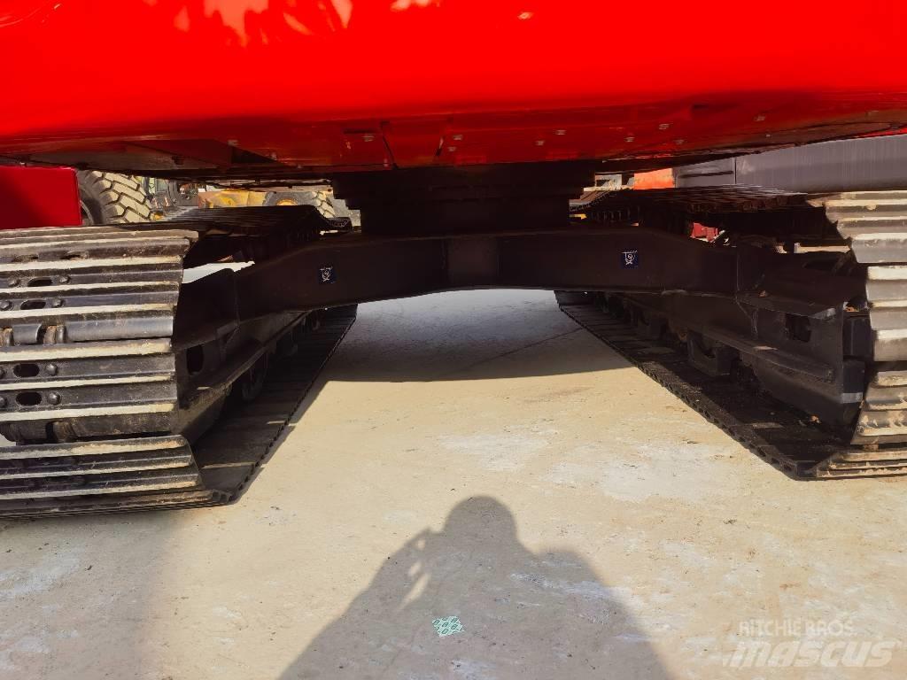 Doosan DX 140 Crawler excavators