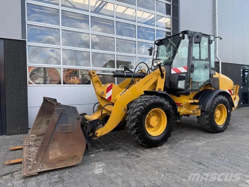CAT 908H2 Wheel loaders