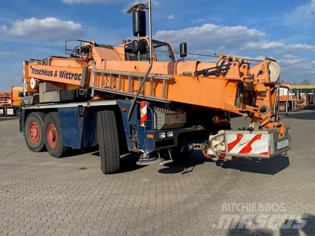 Terex Demag AC 40-1 All terrain cranes