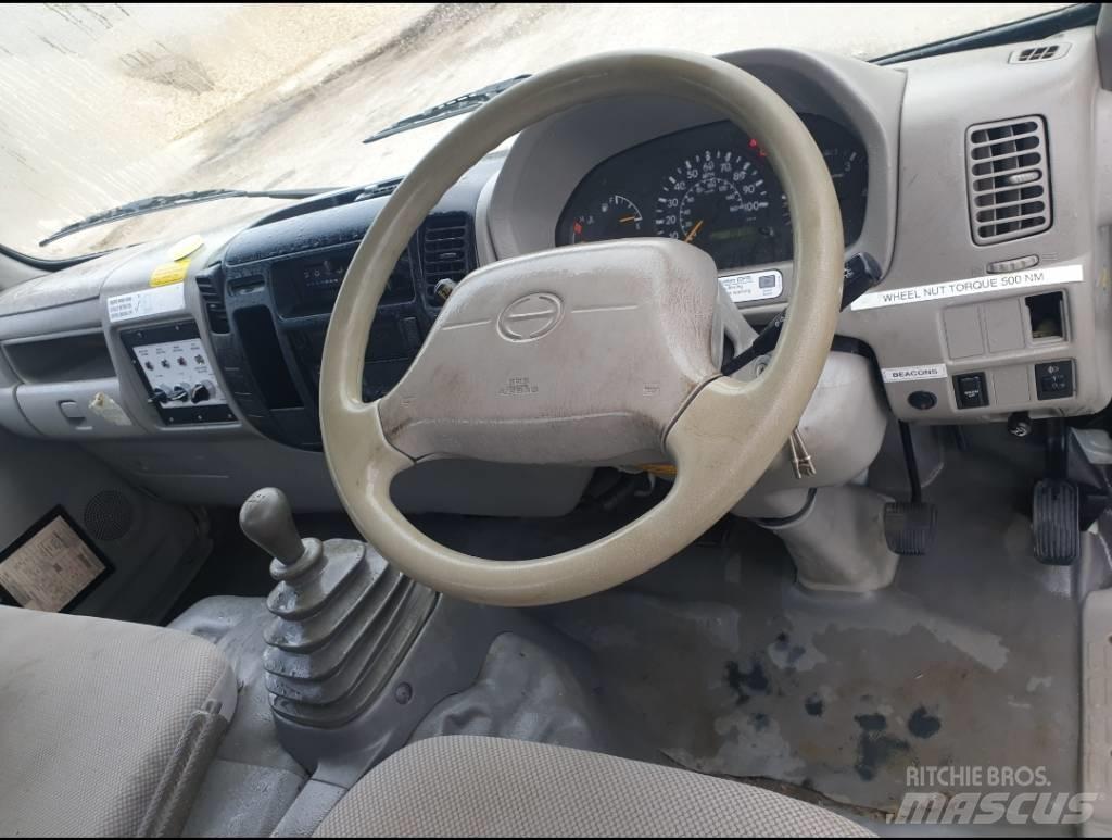 Hino 300 Other trucks