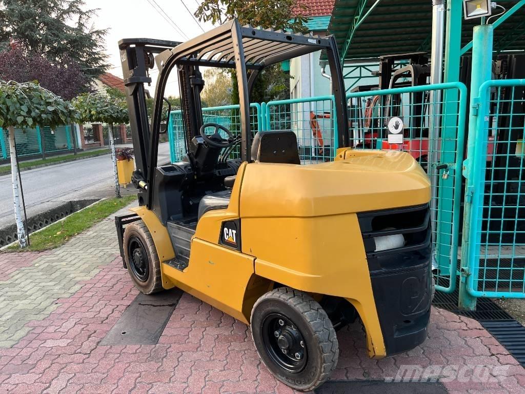 CAT DP 45 N V-3549 Diesel trucks