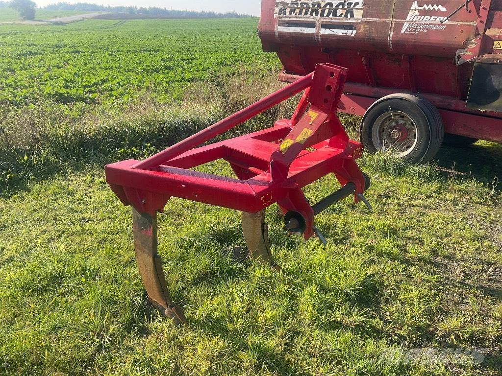  Grubber Chisel ploughs