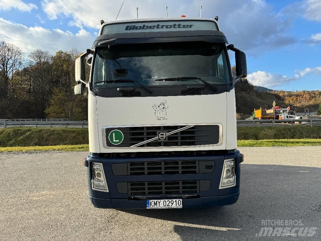 Volvo F 12 Prime Movers