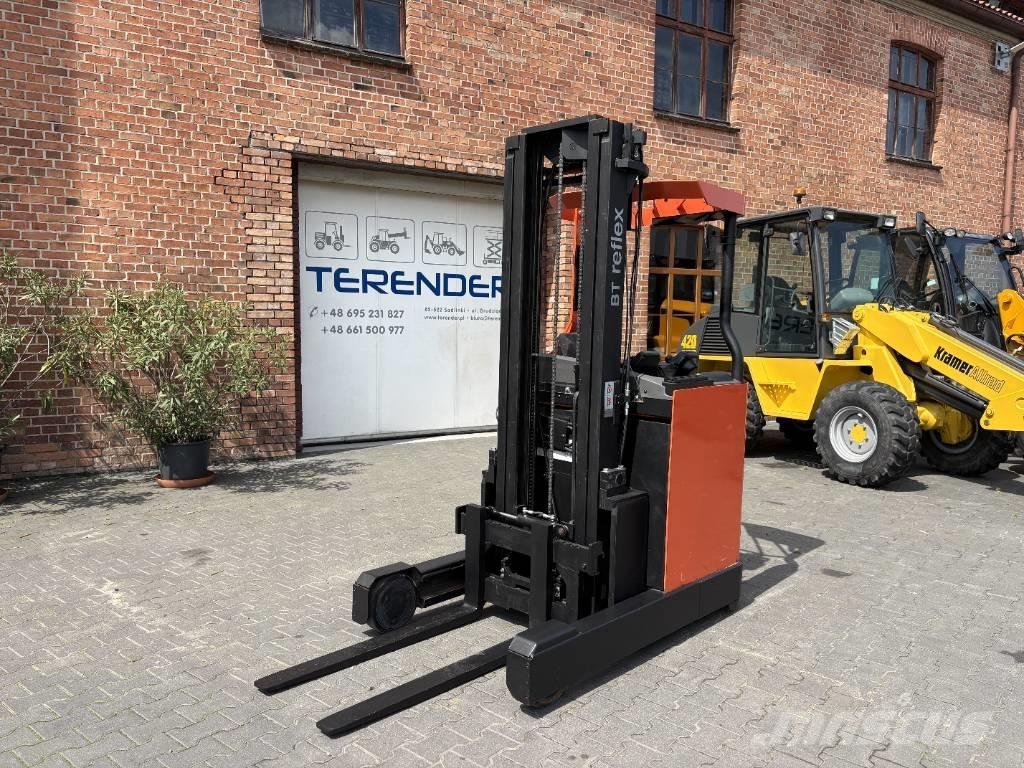 Toyota RRE 140 Reach truck
