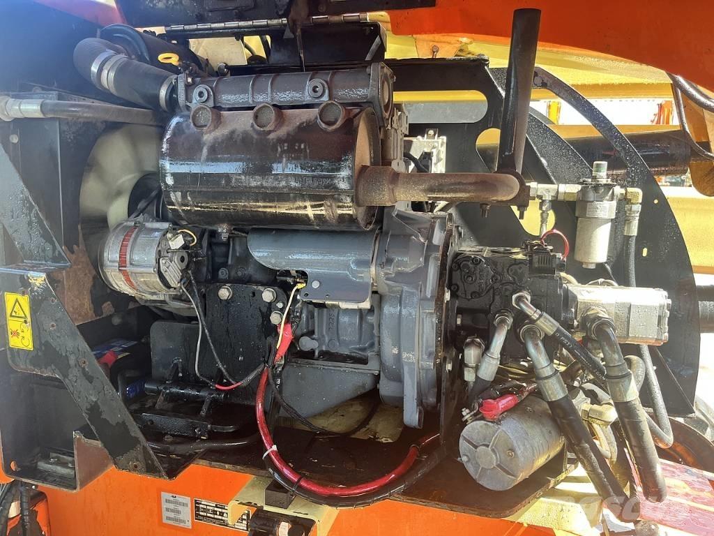 JLG 450 AJ II Articulated boom lifts