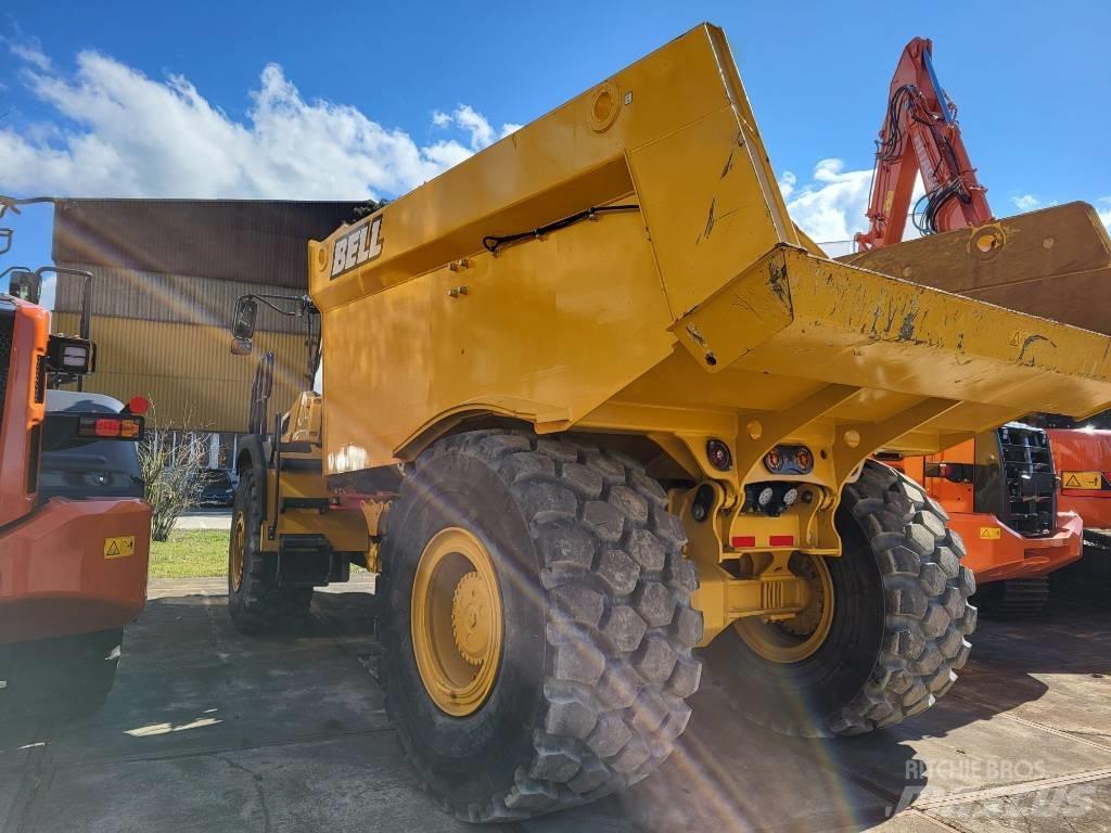 Bell B30E 4x4 Articulated Haulers