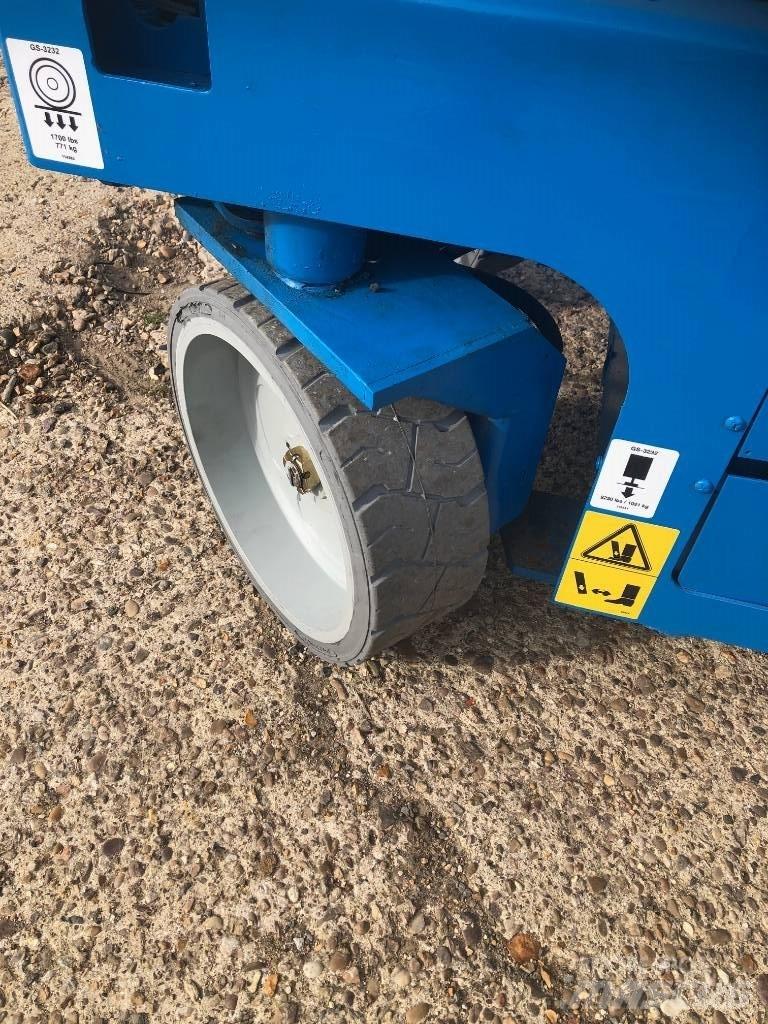 Genie GS 3232 Scissor lifts