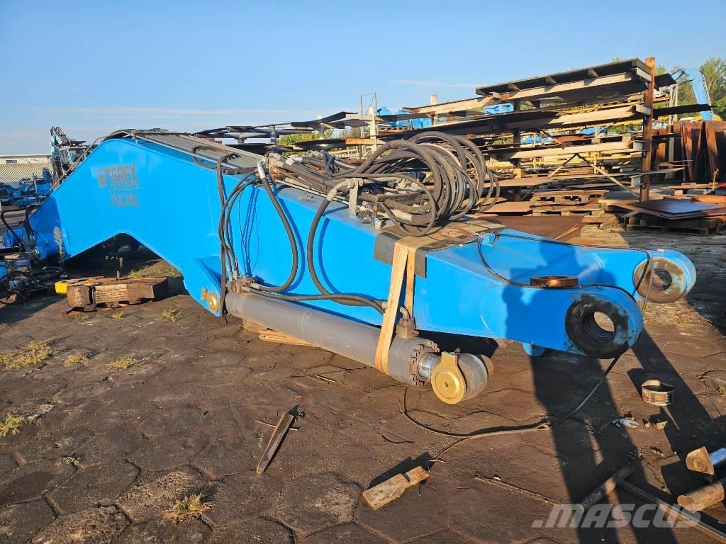 Fuchs MHL 380 Chassis and suspension